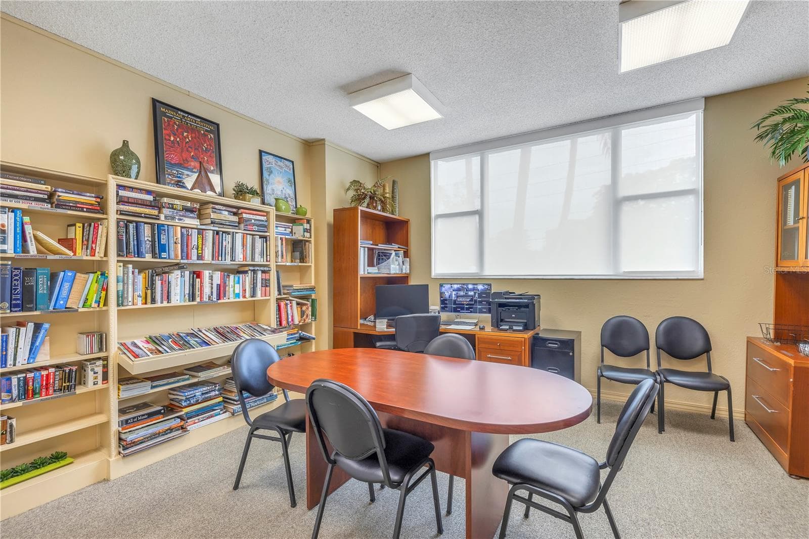 Library - 700 BEACH DR NE #201, ST PETERSBURG