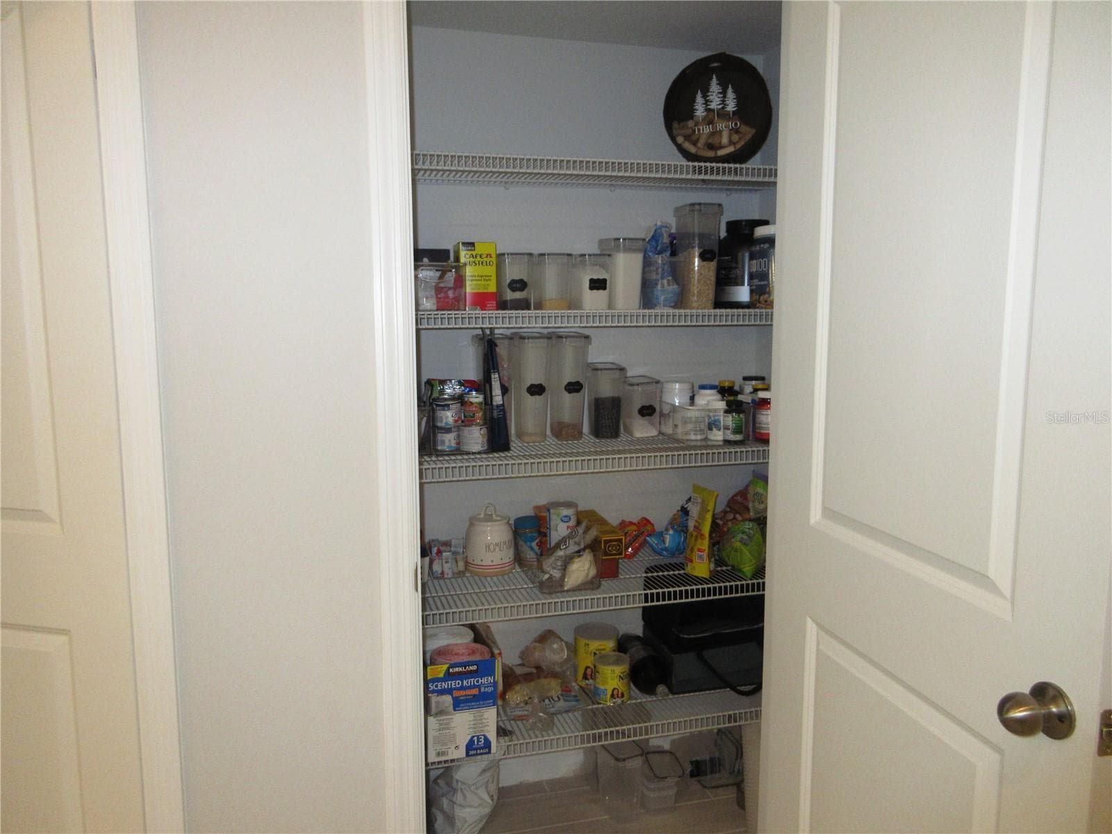 Pantry - 671 POTHOS ST, APOPKA
