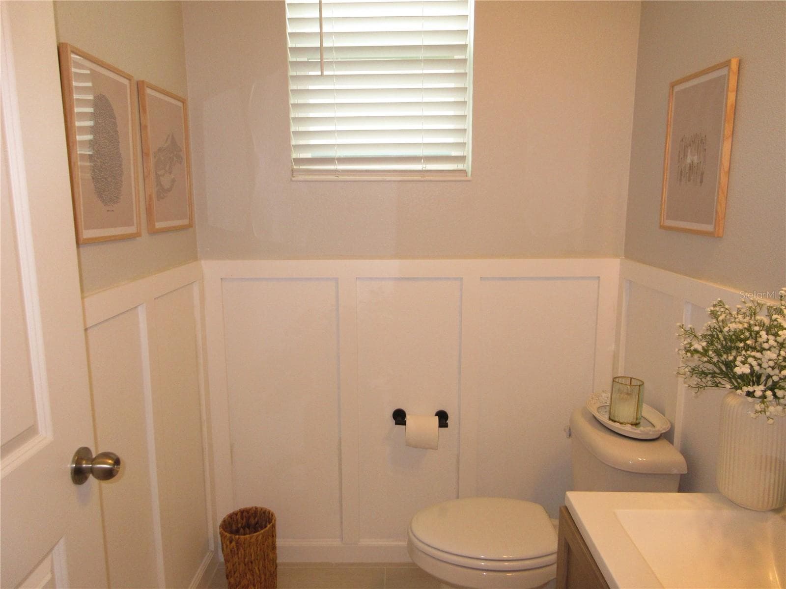 Remodeled Half Bath - 671 POTHOS ST, APOPKA