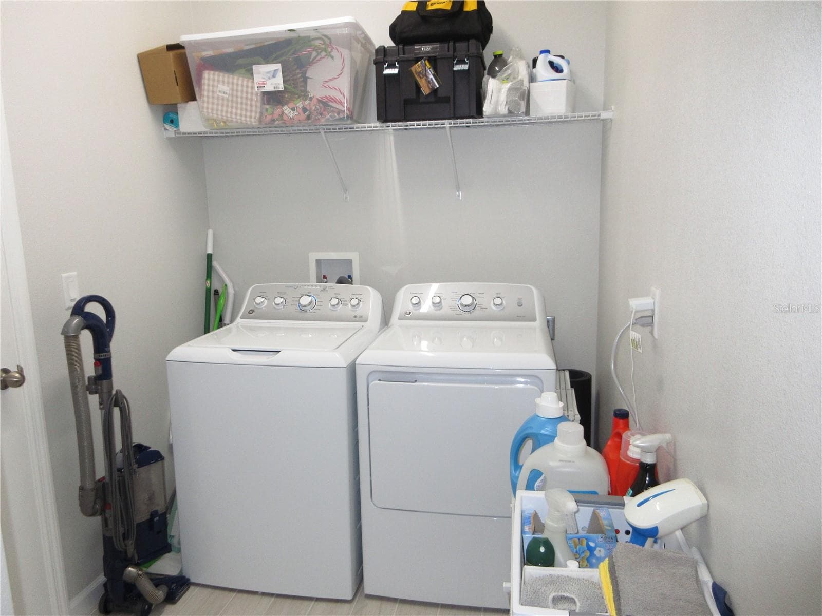 Laundry Room - 671 POTHOS ST, APOPKA
