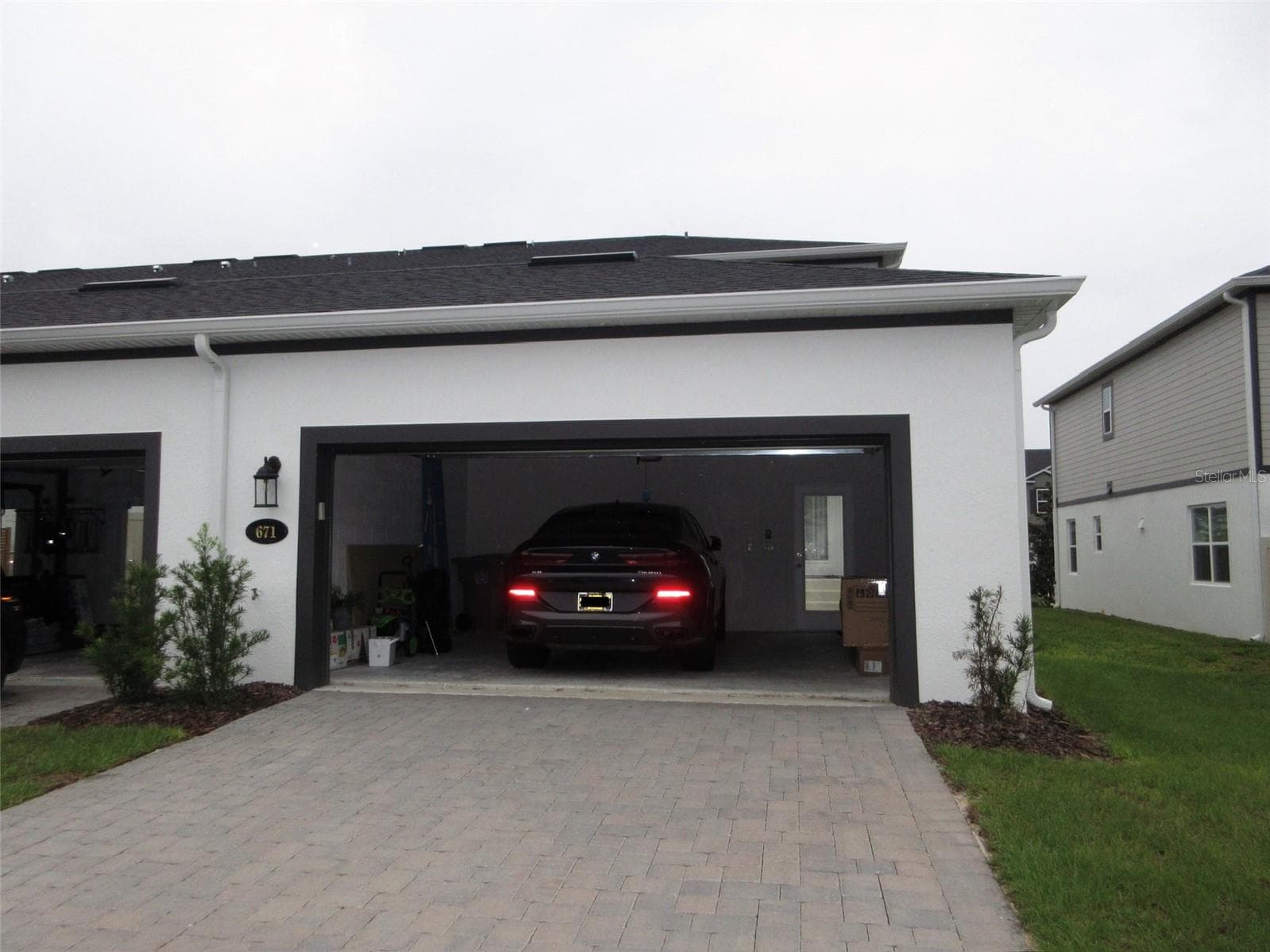 Driveway - 671 POTHOS ST, APOPKA