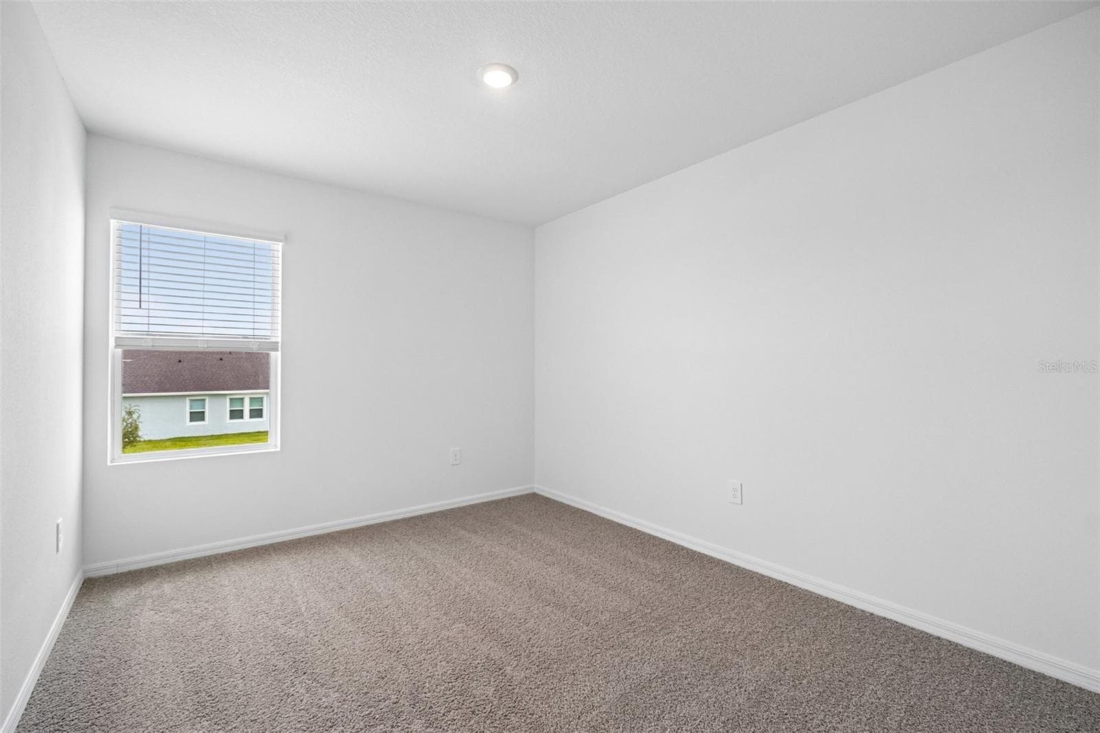 Single Family Residence at 5336 CLOUDBERRY AVE, LAKELAND, photo 39 of 41