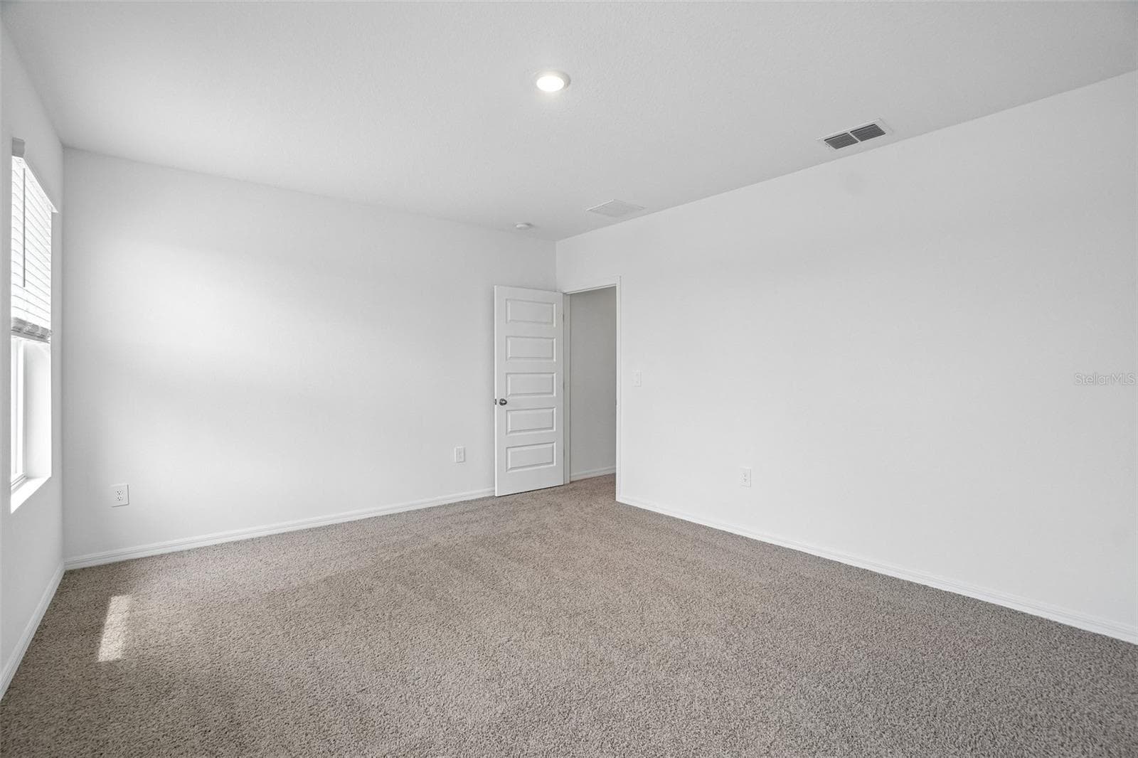 Single Family Residence at 5368 CLOUDBERRY AVE, LAKELAND, photo 29 of 42