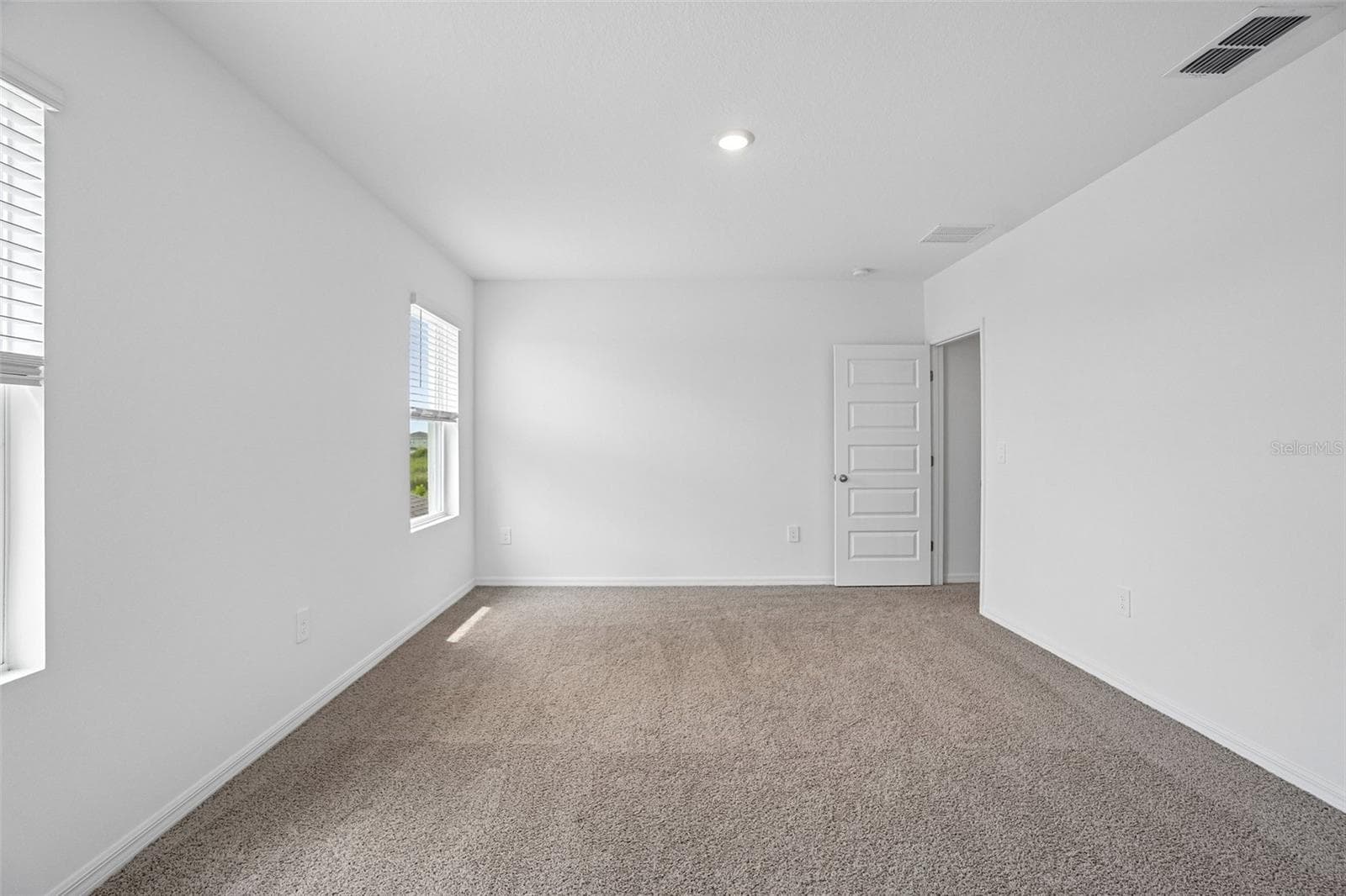 Single Family Residence at 5368 CLOUDBERRY AVE, LAKELAND, photo 31 of 42