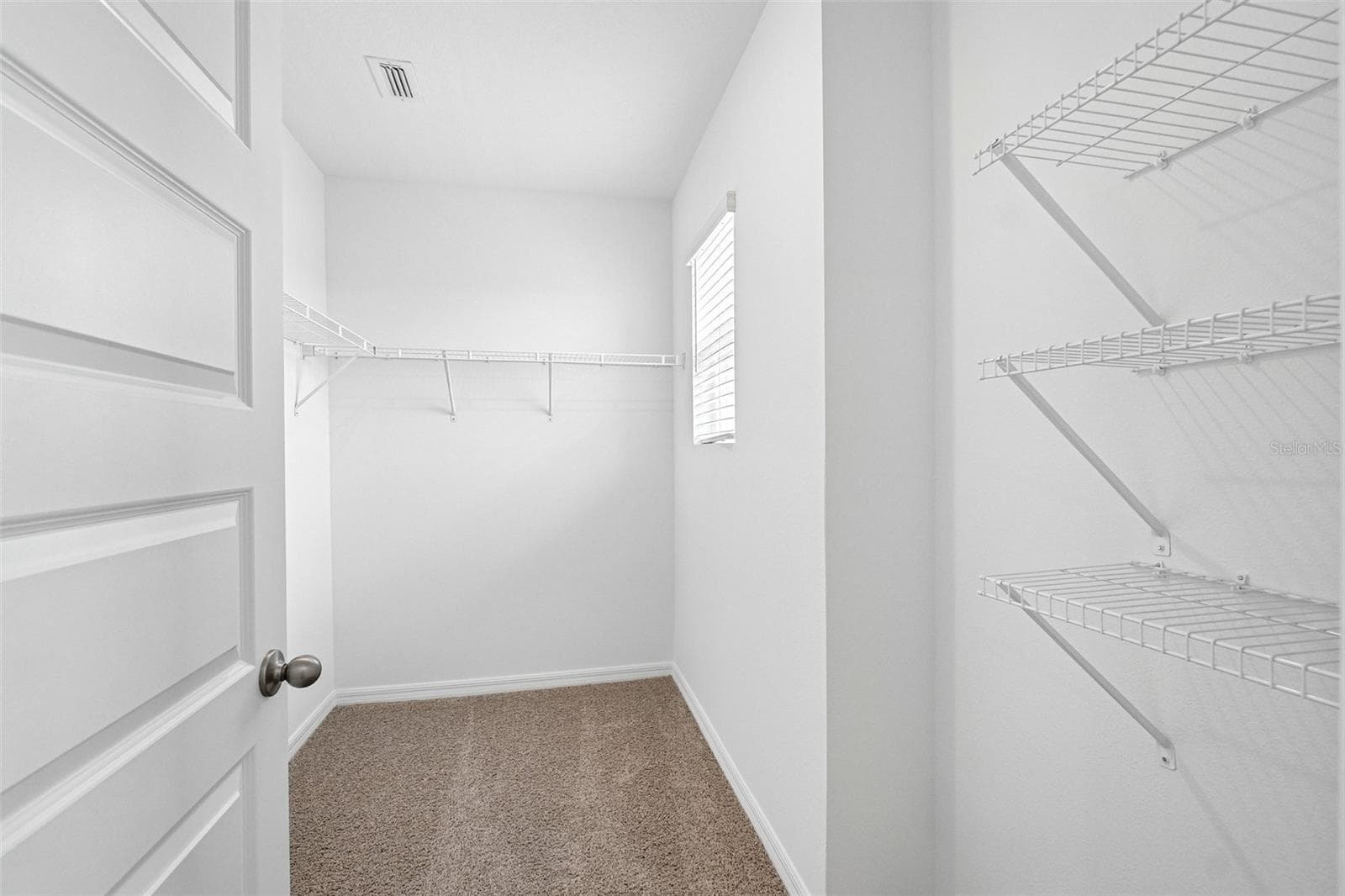 Single Family Residence at 5368 CLOUDBERRY AVE, LAKELAND, photo 35 of 42