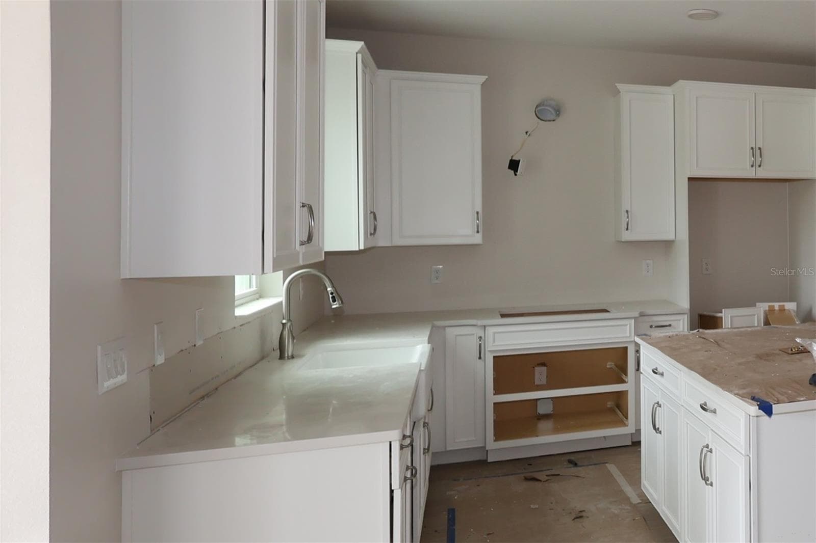 Single Family Residence at 2861 SWEETGRASS LN, ZELLWOOD, photo 4 of 38