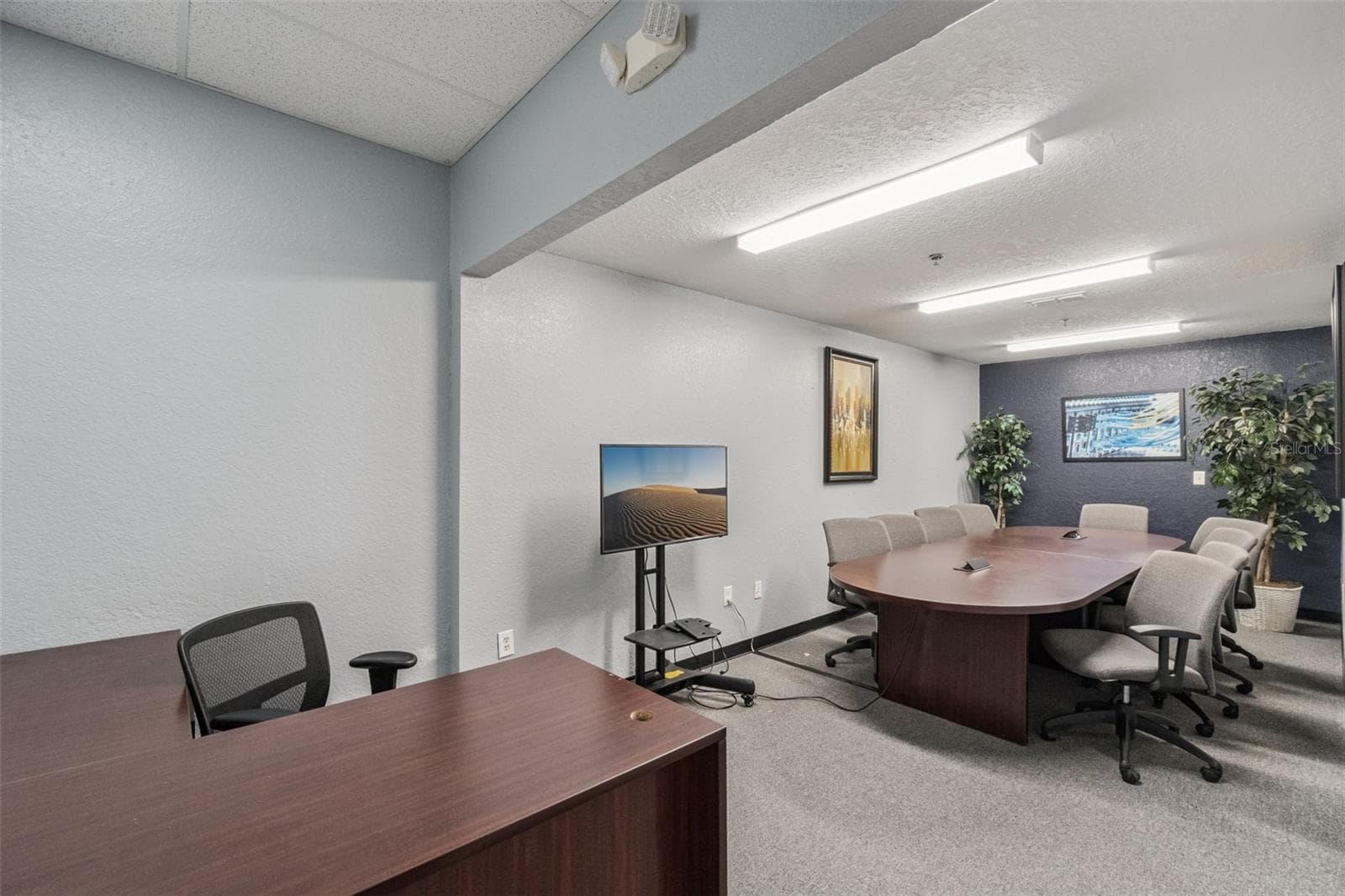 Business at 6881 KINGSPOINTE PKWY #6, ORLANDO, photo 12 of 21