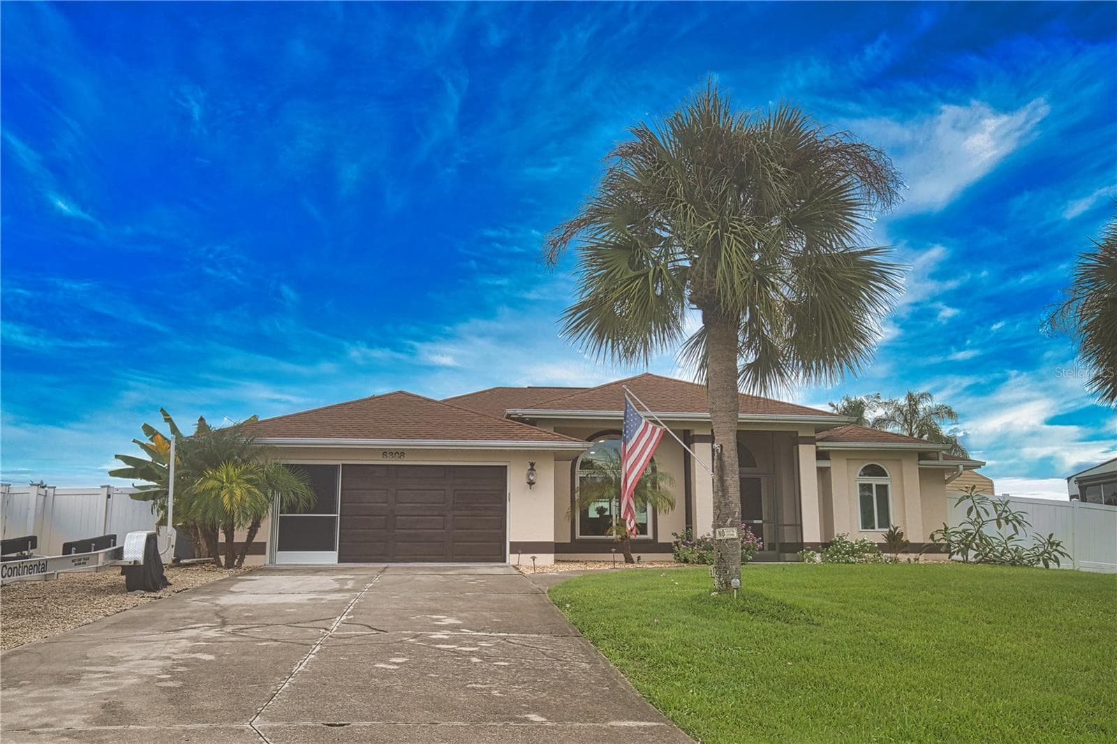 Single Family Residence at 6308 ZENO CIR, PORT CHARLOTTE, photo 2 of 62