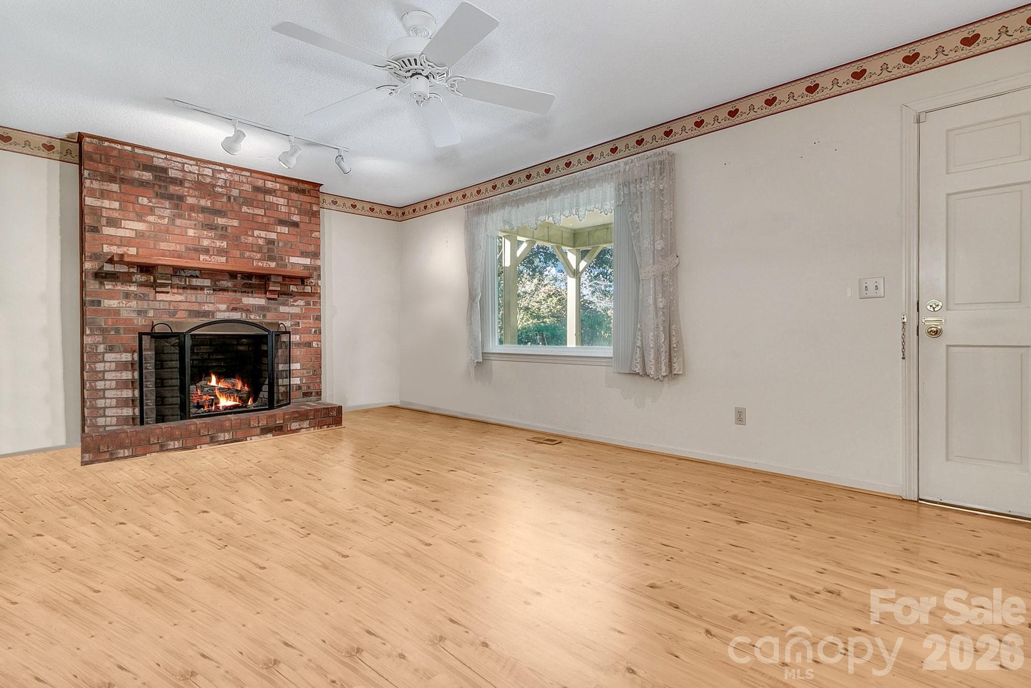 Entry way into great room - 1 Dewberry Lane, Hendersonville