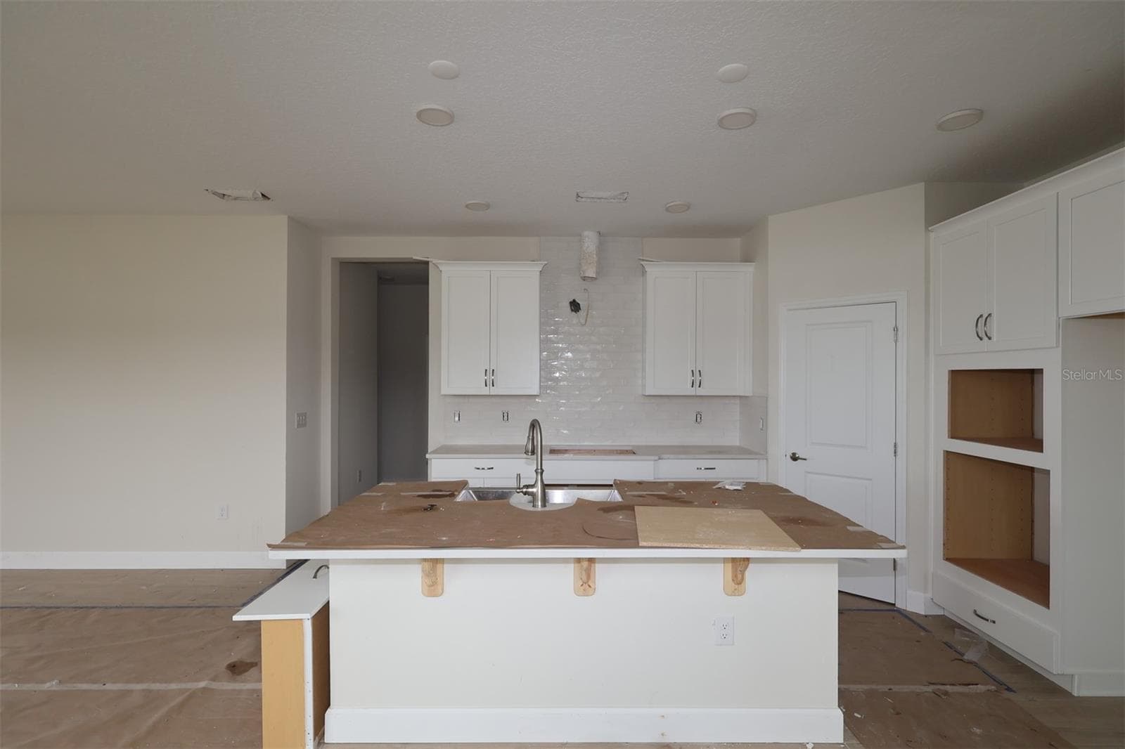 Single Family Residence at 2772 SWEETGRASS LN, ZELLWOOD, photo 6 of 42