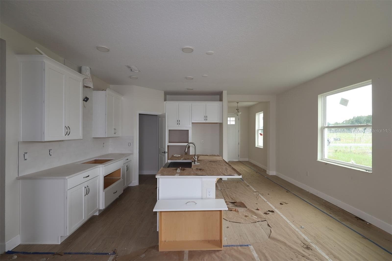 Single Family Residence at 2772 SWEETGRASS LN, ZELLWOOD, photo 8 of 42