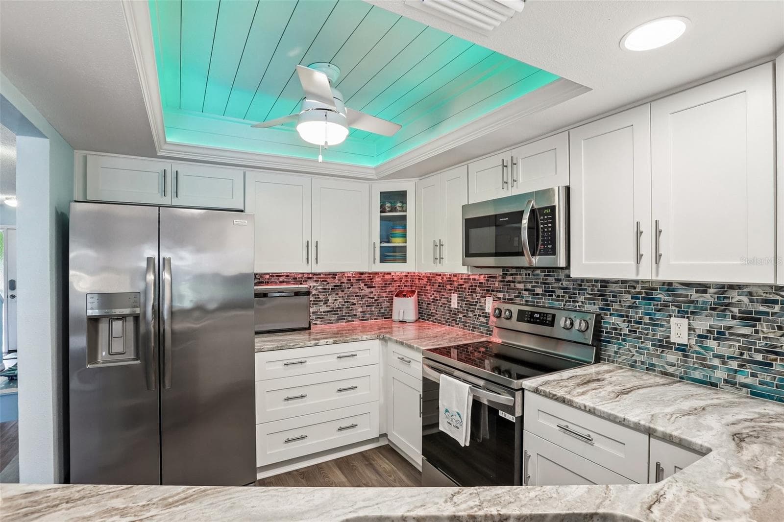 Condominium at 500 NEW YORK AVE #14, DUNEDIN, photo 9 of 33