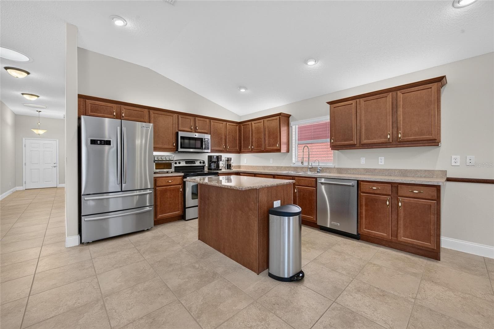 Single Family Residence at 1512 ARECA PALM DR, PORT ORANGE, photo 10 of 49