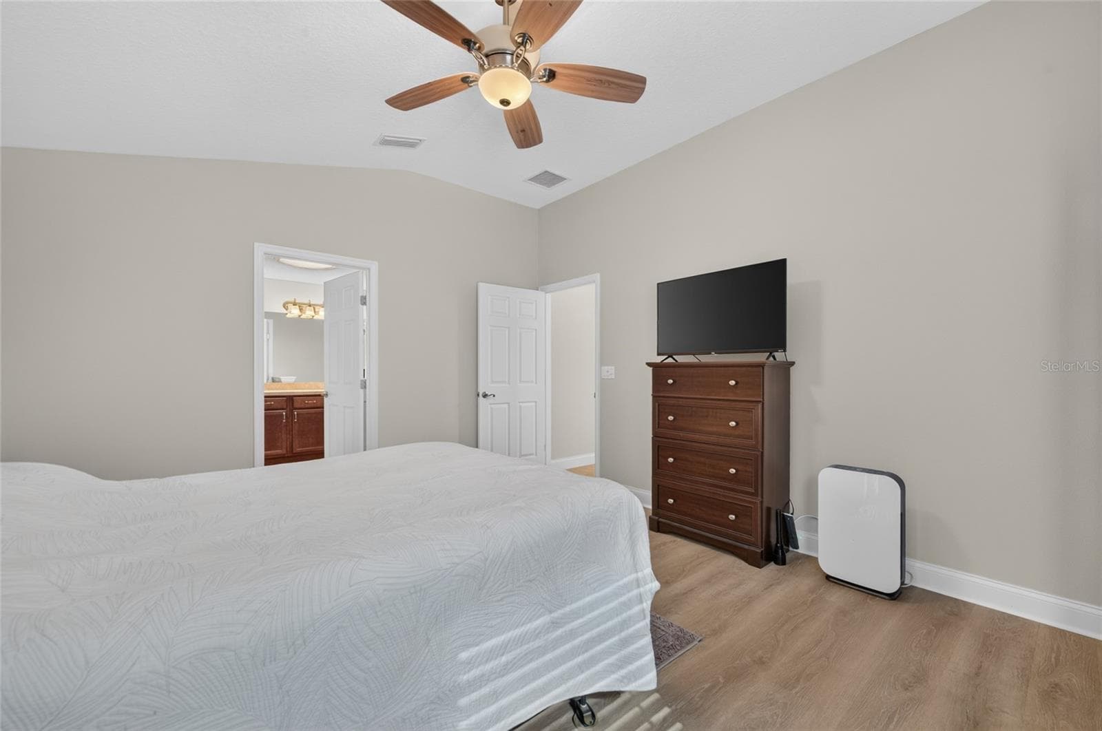Single Family Residence at 1512 ARECA PALM DR, PORT ORANGE, photo 18 of 49