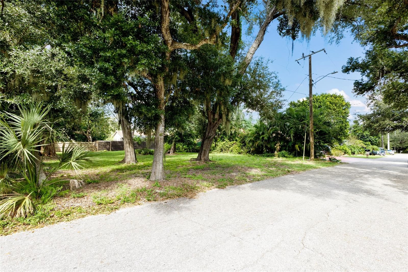 Land at 2423 HICKORY AVE, SARASOTA, photo 8 of 12