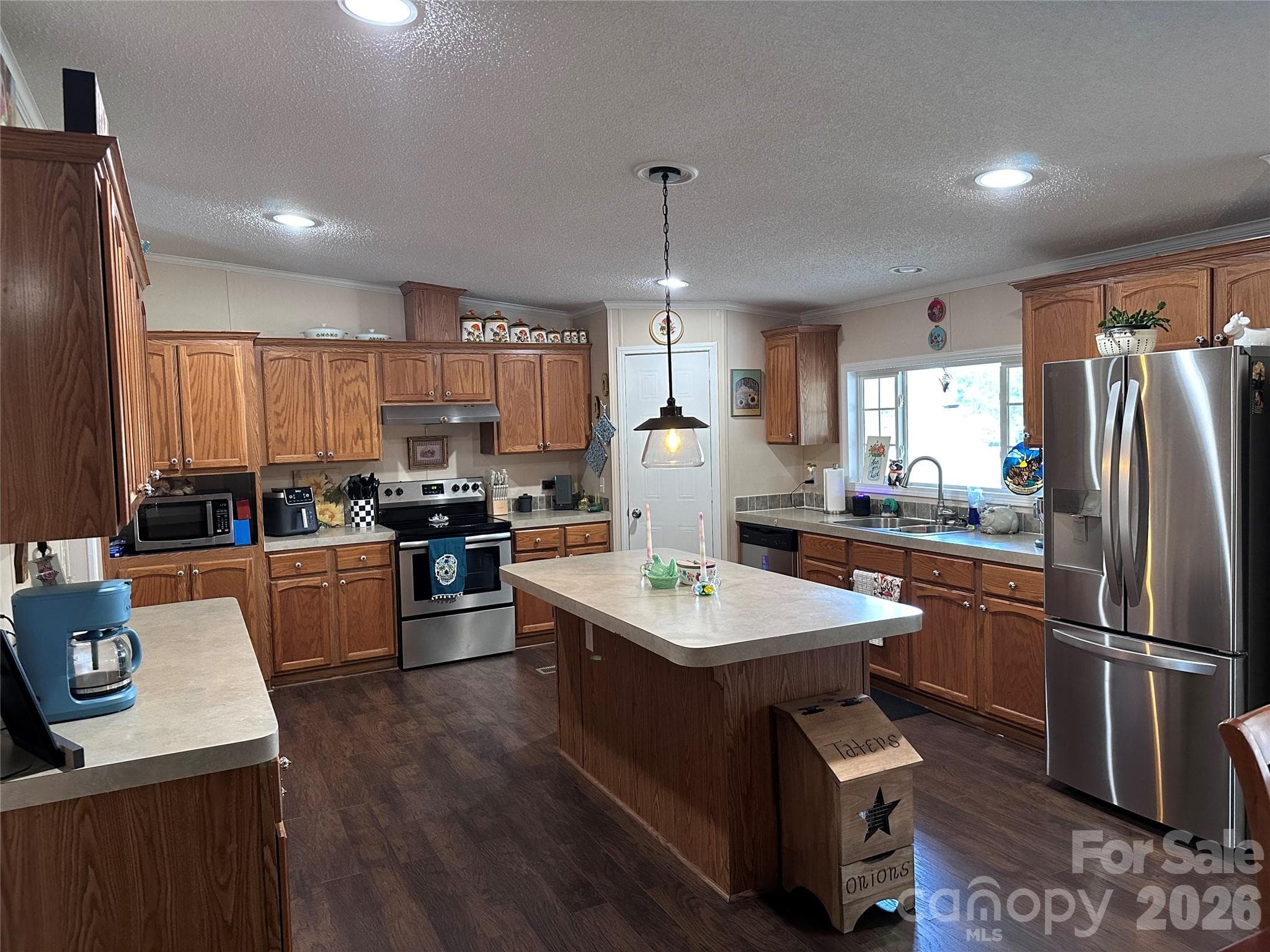 Single Family Residence at 131 Glenwood Road, Mocksville, photo 10 of 36