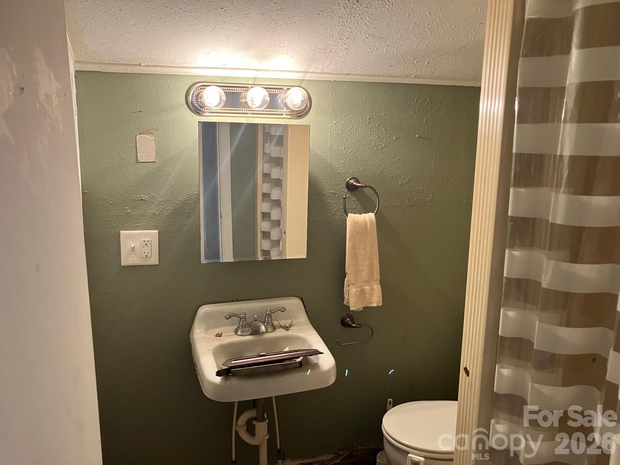 Single Family Residence at 2715 Hollis Road, Polkville, photo 12 of 14