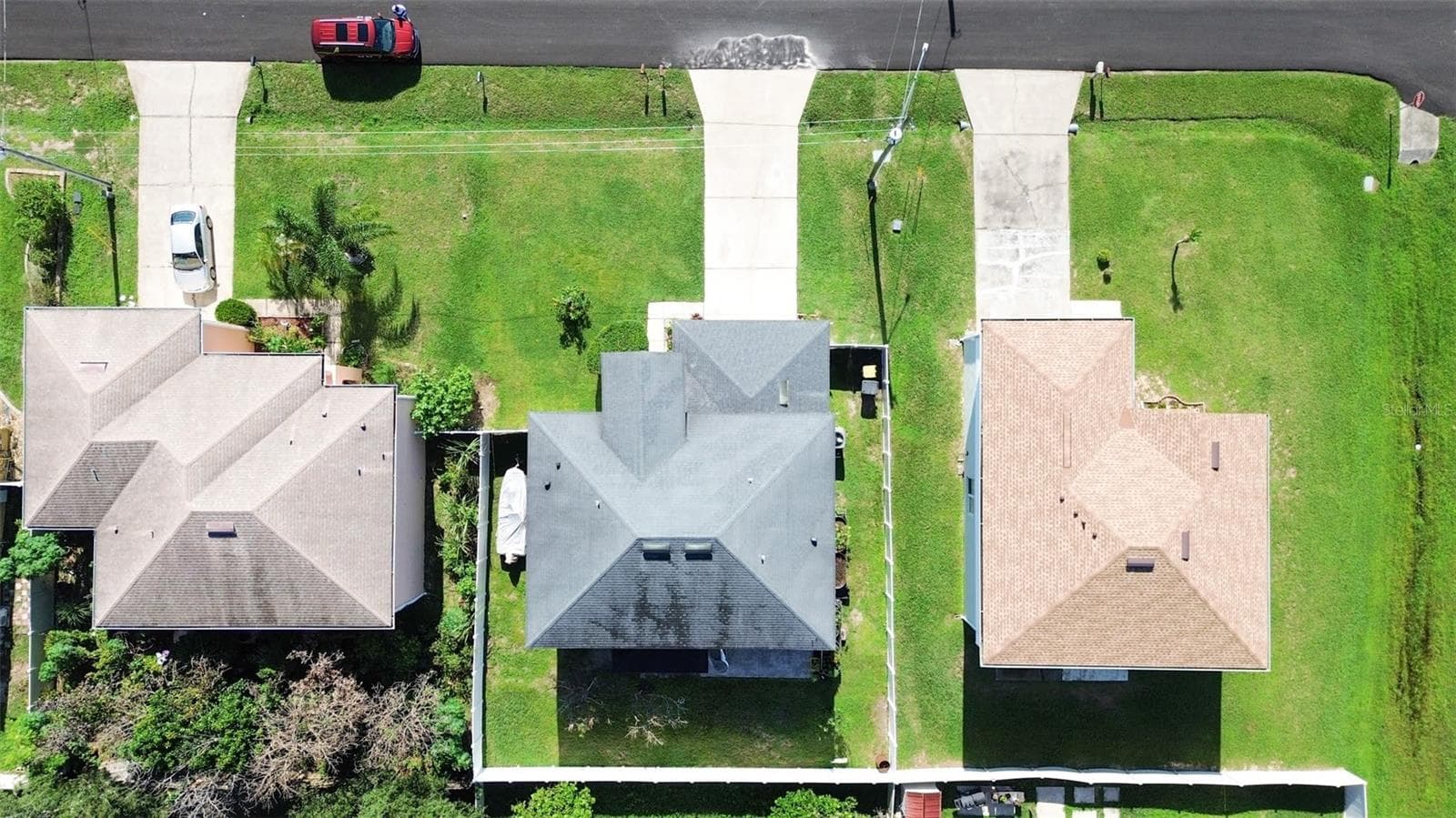 Single Family Residence at 1931 DOLPHIN DR, POINCIANA, photo 3 of 55