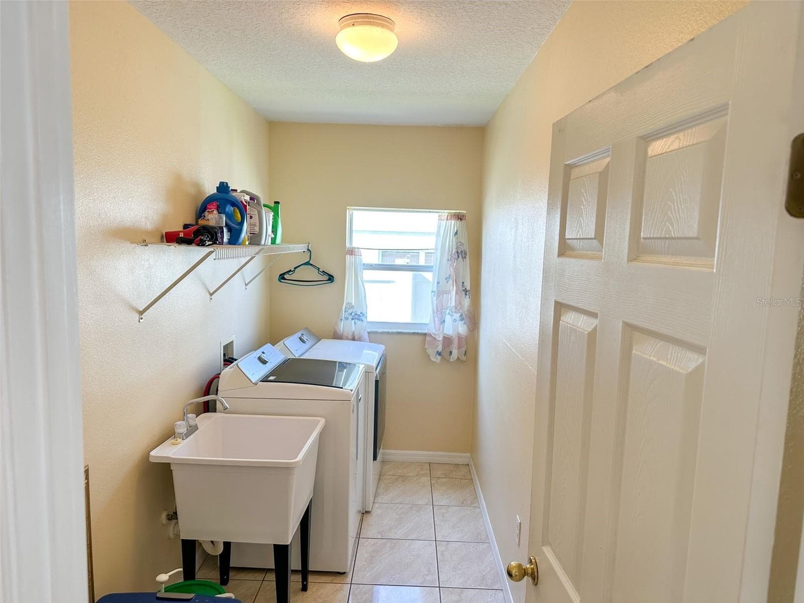 Single Family Residence at 1931 DOLPHIN DR, POINCIANA, photo 33 of 55