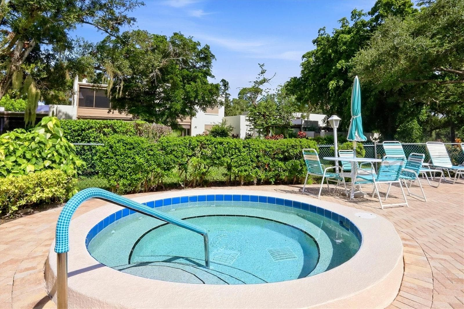 Condominium at 753 OAKVIEW DR, BRADENTON, photo 39 of 45