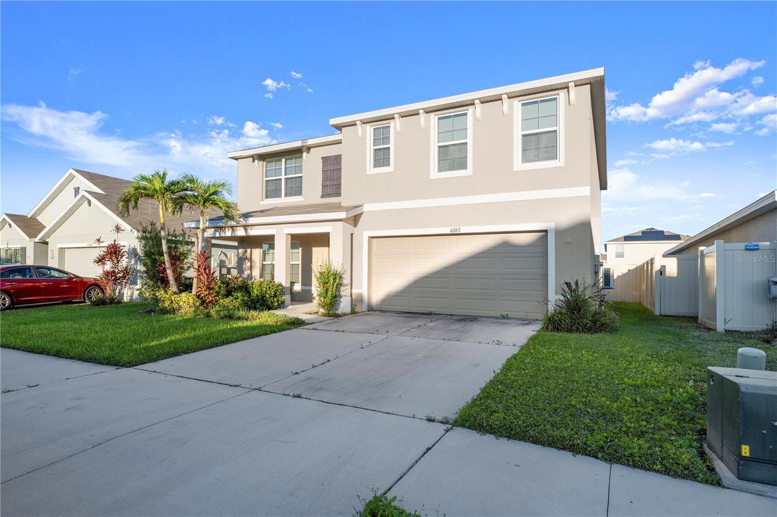 Single Family Residence at 16762 SUNBURST LAKE ST, WIMAUMA, photo 2 of 38