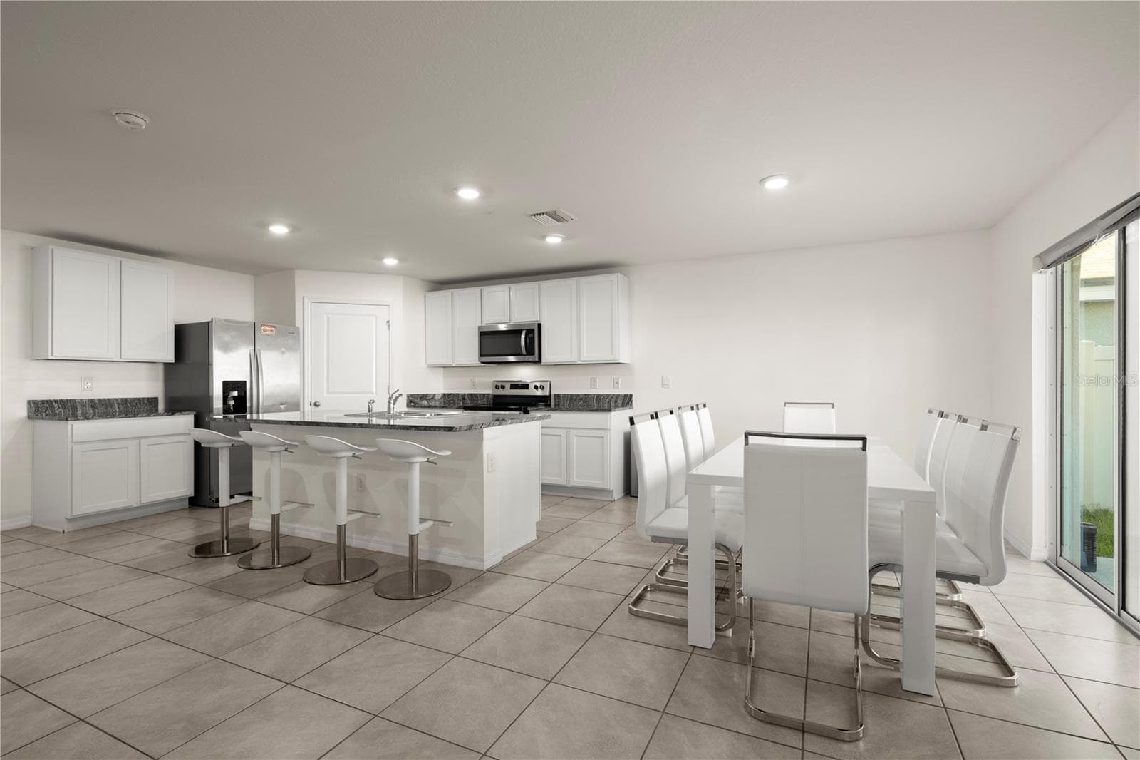 Single Family Residence at 16762 SUNBURST LAKE ST, WIMAUMA, photo 14 of 38