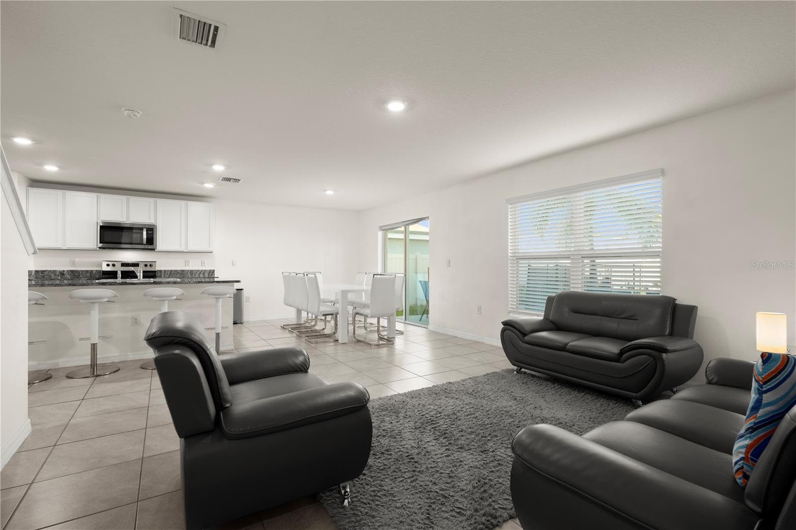 Single Family Residence at 16762 SUNBURST LAKE ST, WIMAUMA, photo 17 of 38