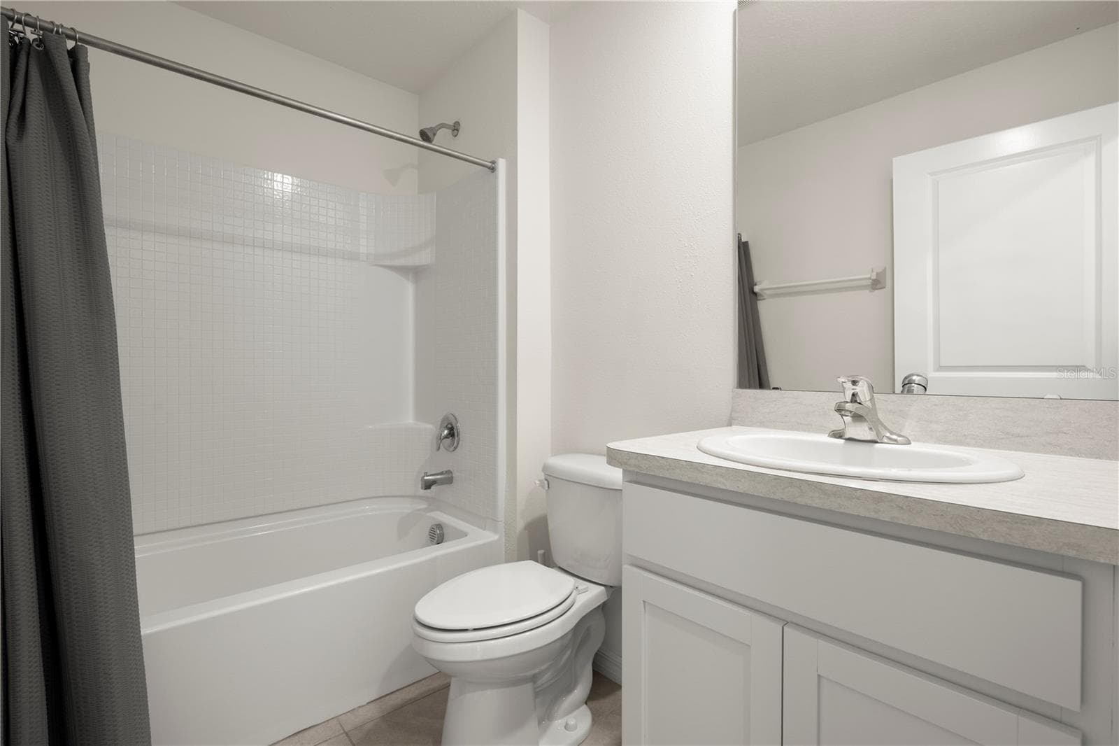 Single Family Residence at 16762 SUNBURST LAKE ST, WIMAUMA, photo 20 of 38