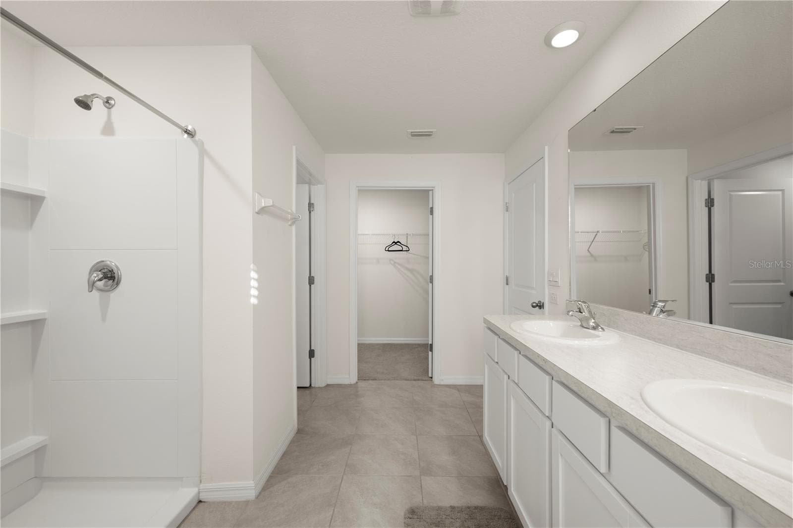 Single Family Residence at 16762 SUNBURST LAKE ST, WIMAUMA, photo 25 of 38