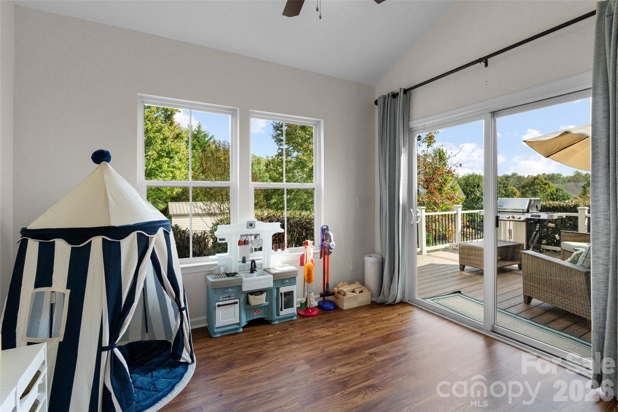 sunroom flex space - 837 Lion Lane, Fort Mill