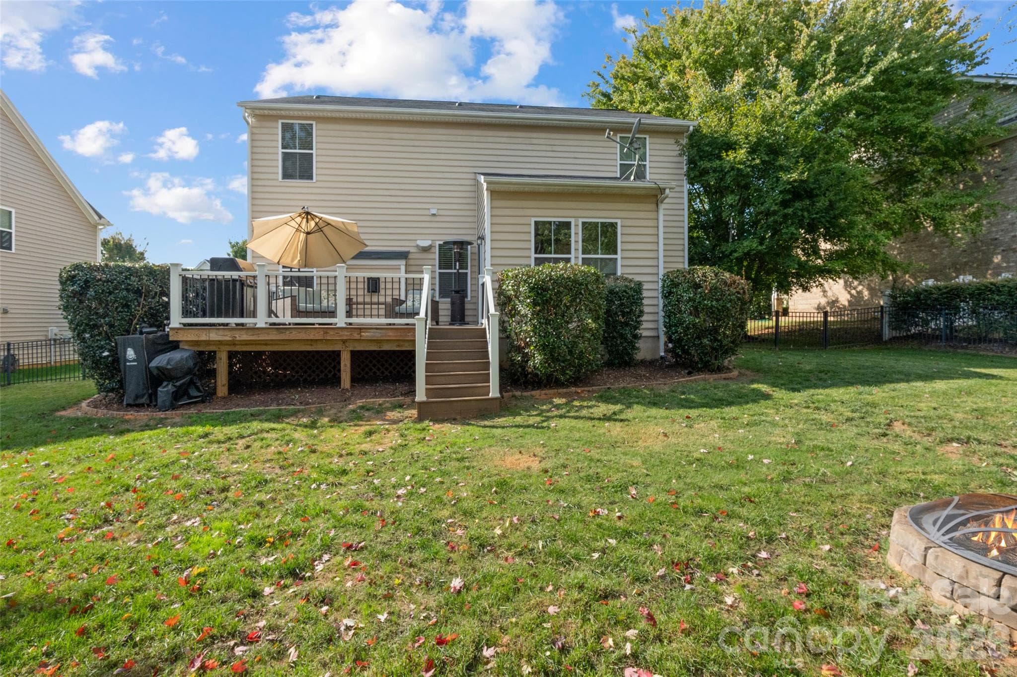 Single Family Residence at 837 Lion Lane, Fort Mill, photo 29 of 36