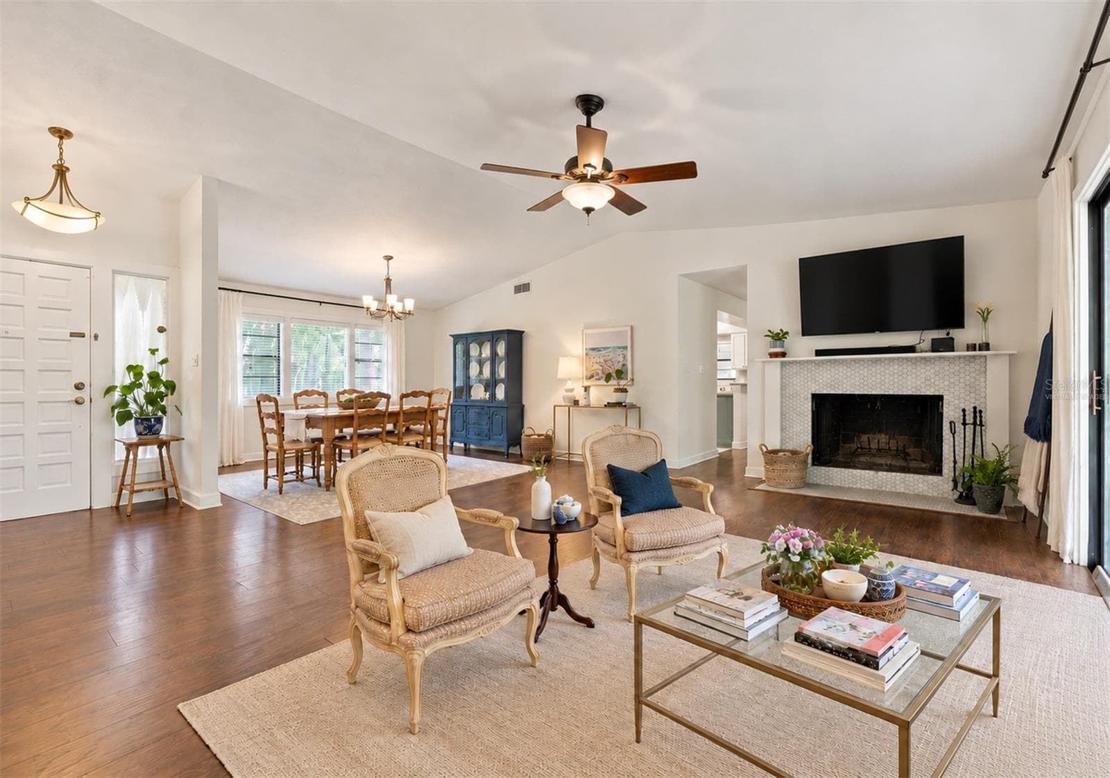 virtually staged - 9520 NW 6TH PL, GAINESVILLE