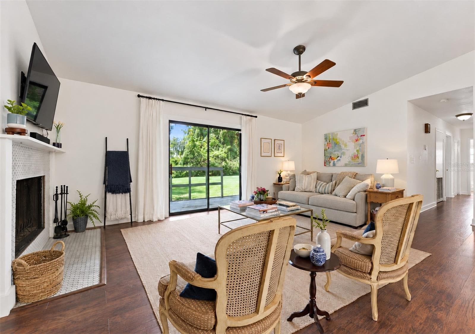 virtually staged - 9520 NW 6TH PL, GAINESVILLE