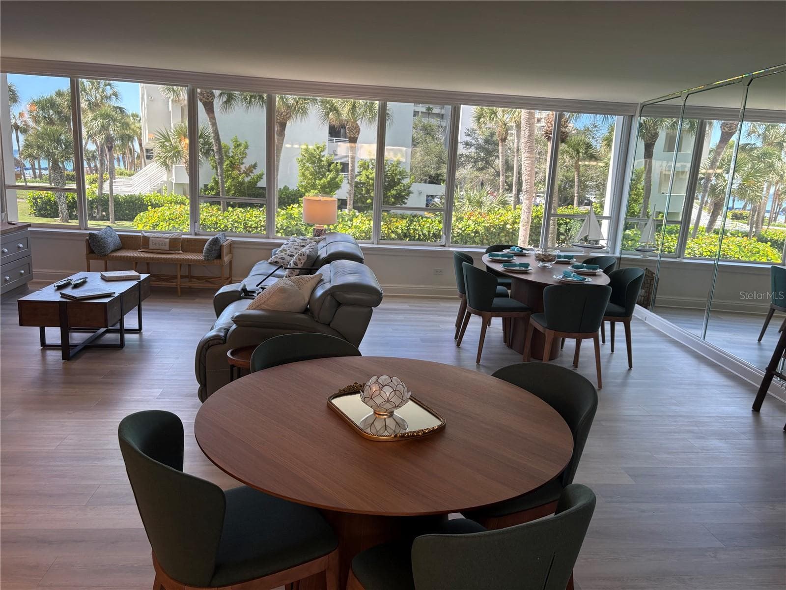 Great room - 100 SANDS POINT RD #219, LONGBOAT KEY