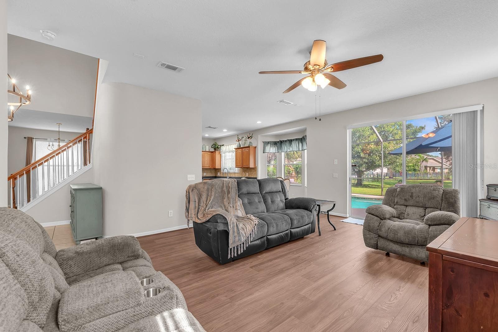 Single Family Residence at 16306 DORMAN RD, LITHIA, photo 3 of 54