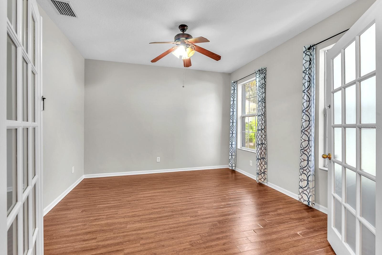 Single Family Residence at 16306 DORMAN RD, LITHIA, photo 13 of 54