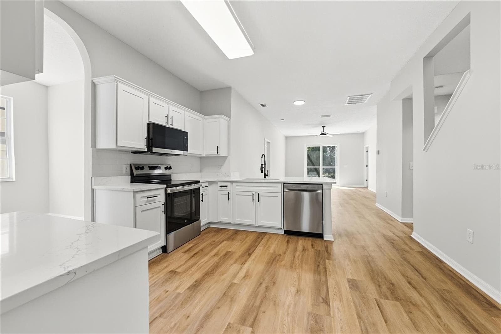 Single Family Residence at FOX WOOD PH 02, NEW PORT RICHEY, photo 6 of 23