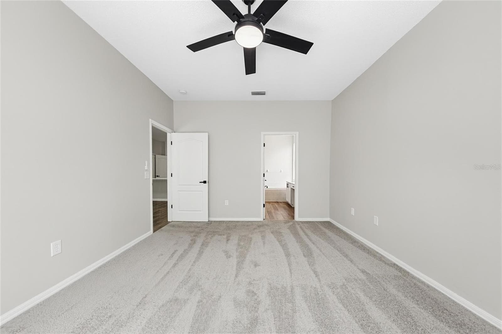 Single Family Residence at FOX WOOD PH 02, NEW PORT RICHEY, photo 8 of 23