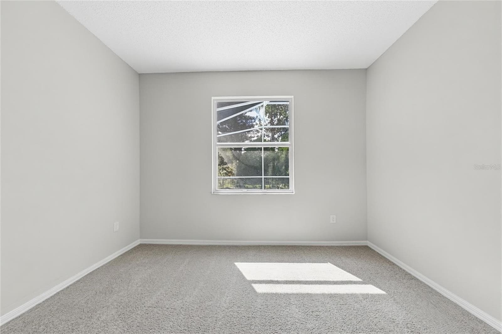 Single Family Residence at FOX WOOD PH 02, NEW PORT RICHEY, photo 9 of 23