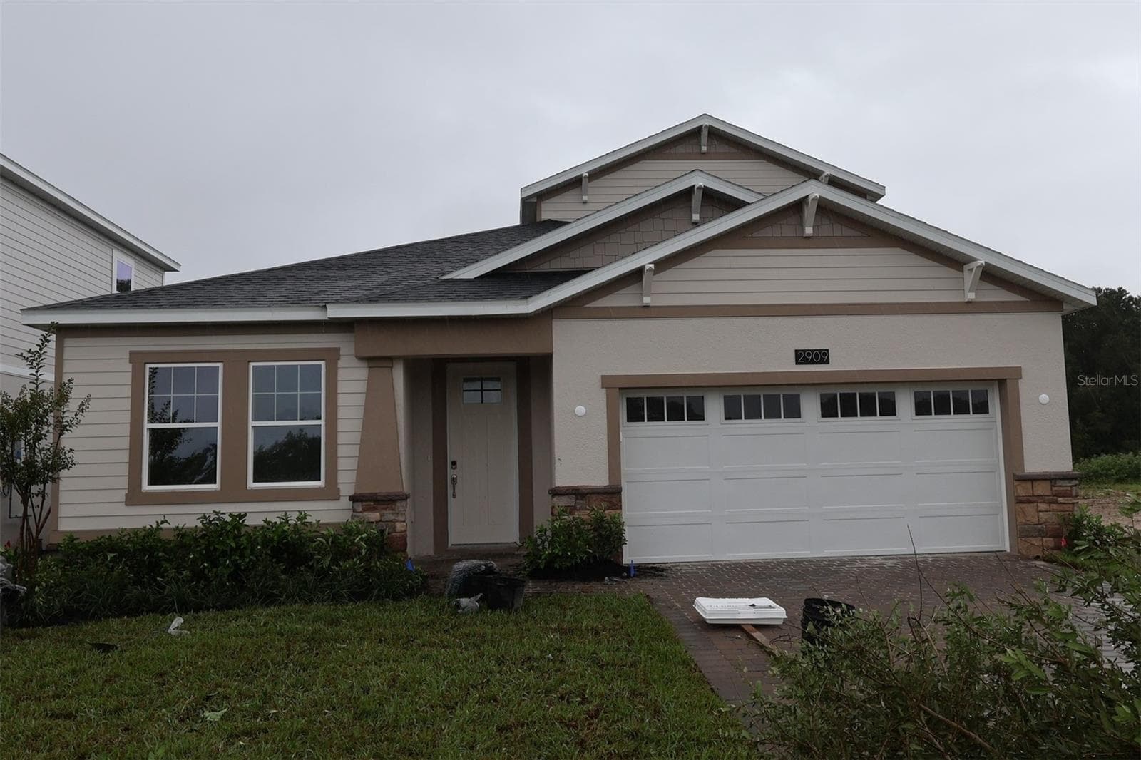 Single Family Residence at 2909 SWEETGRASS LN, ZELLWOOD, photo 2 of 53