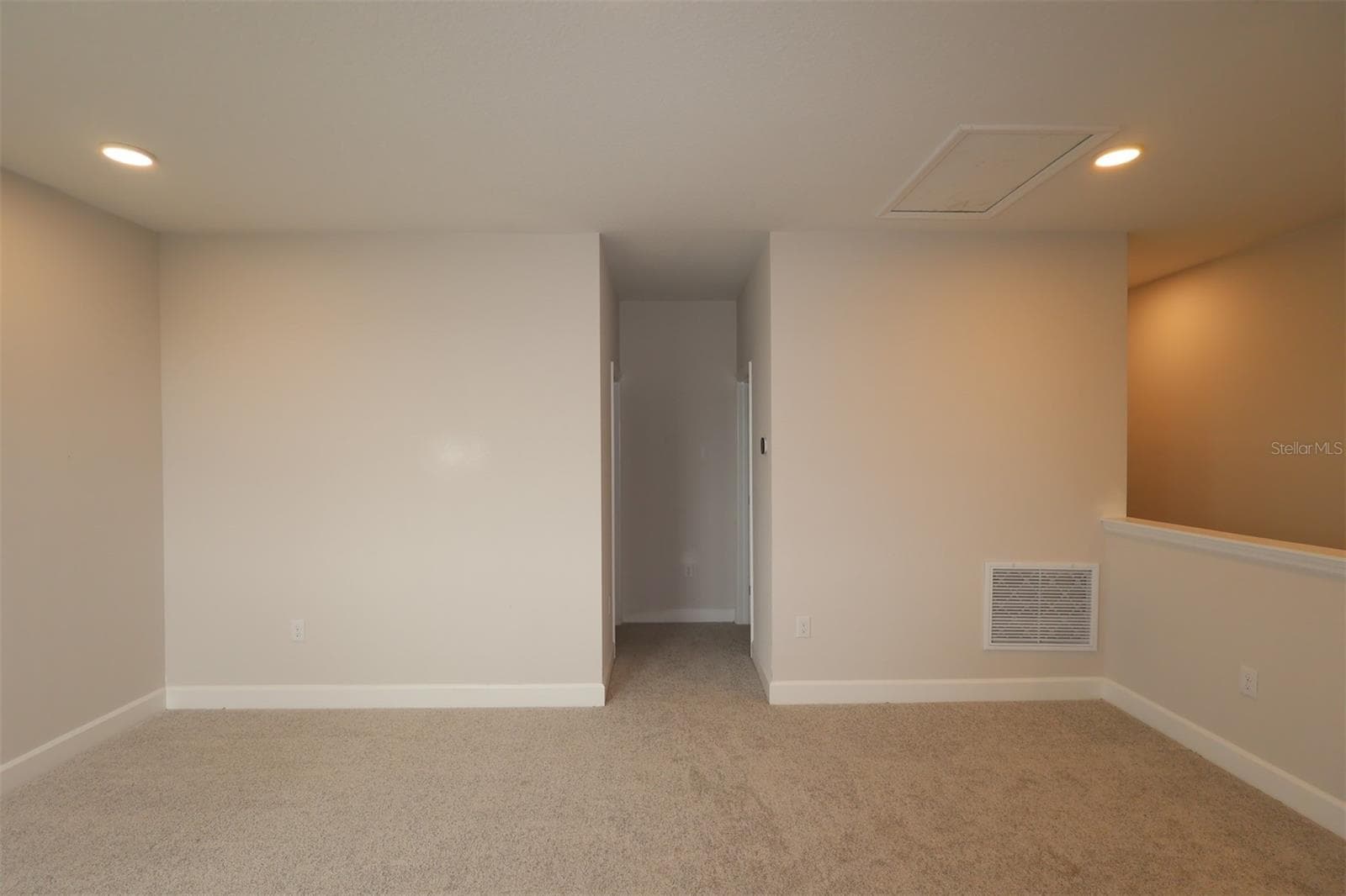 Single Family Residence at 2909 SWEETGRASS LN, ZELLWOOD, photo 24 of 53