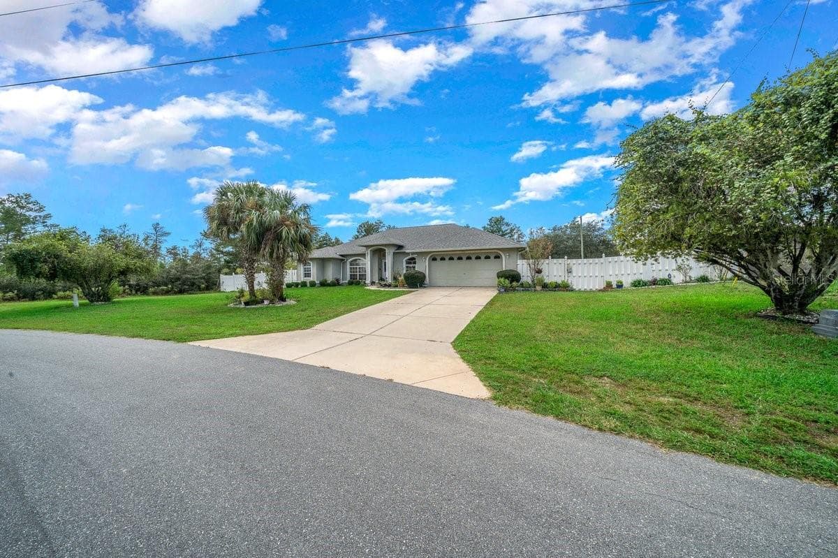 Single Family Residence at 1961 SW 170TH LOOP, OCALA, photo 15 of 68