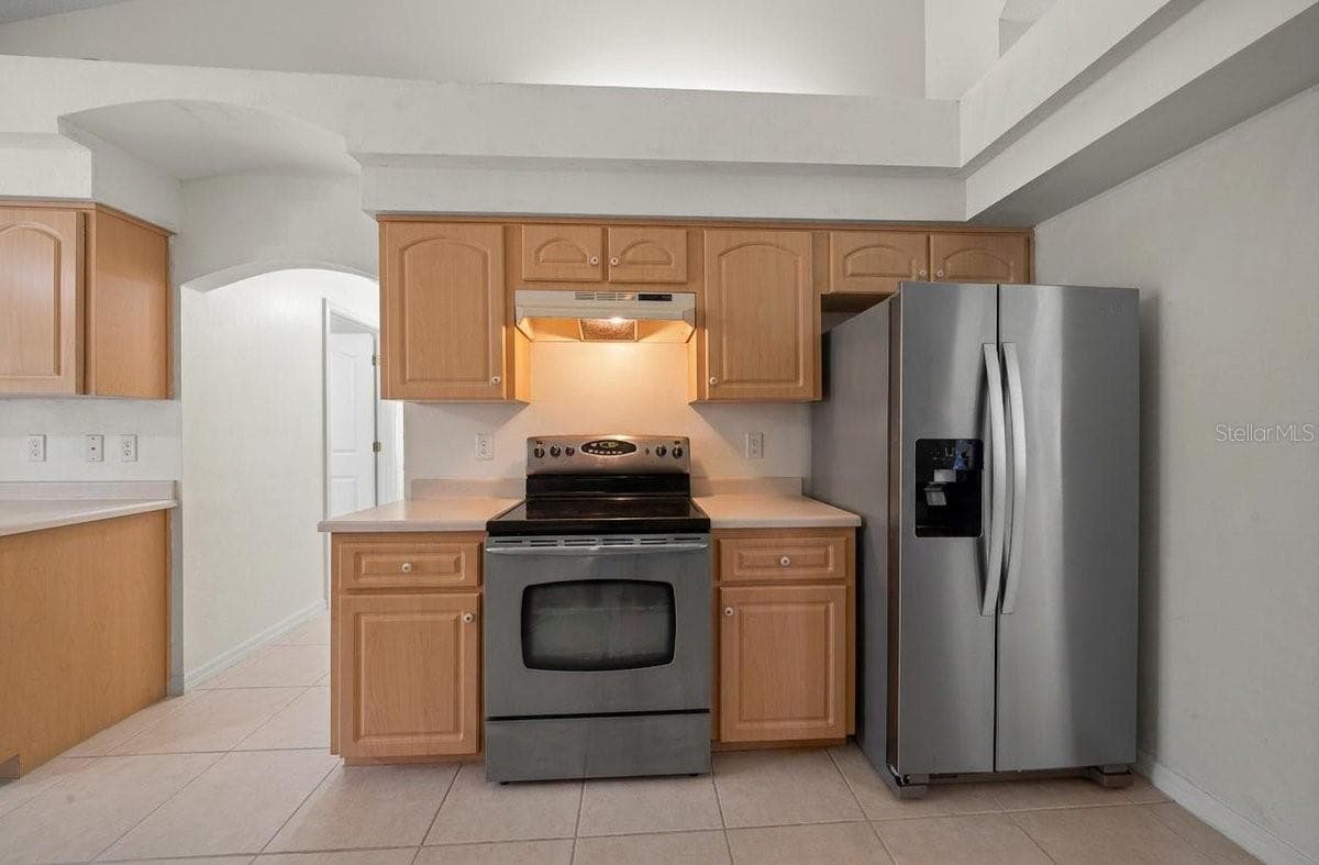 Virtually edited- furniture removed - 1961 SW 170TH LOOP, OCALA