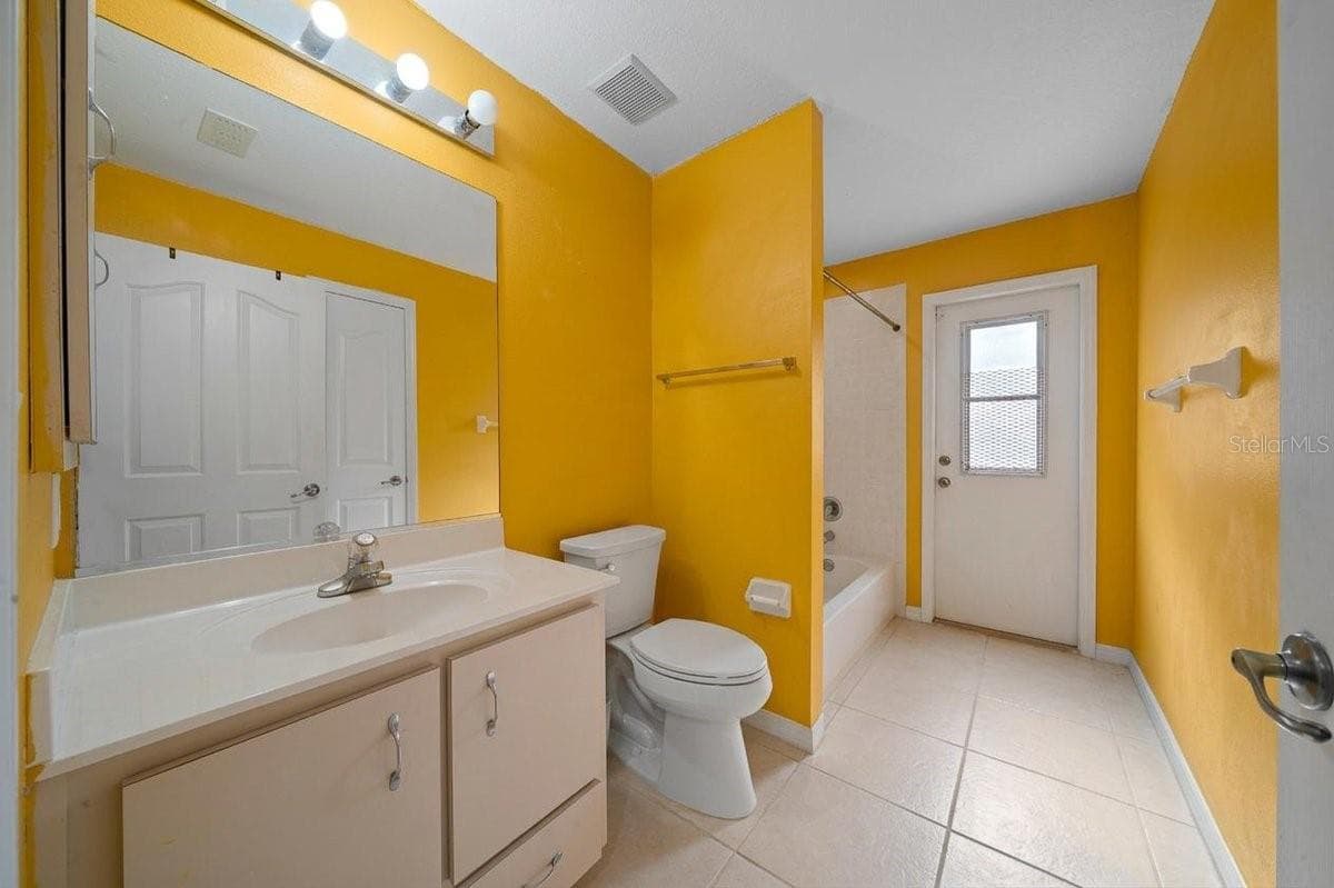 Virtually edited- furniture removed - 1961 SW 170TH LOOP, OCALA