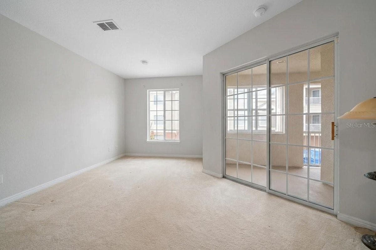 Virtually edited- furniture removed - 1961 SW 170TH LOOP, OCALA
