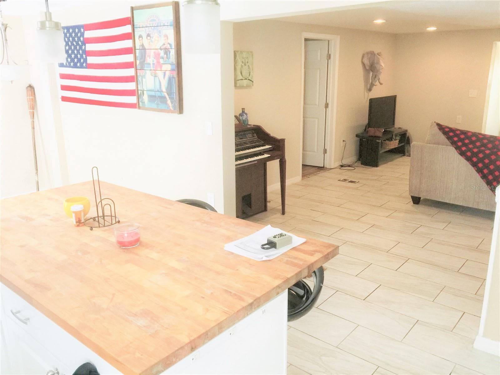 Single Family Residence at 6090 HIDEAWAY PL, PORT CHARLOTTE, photo 5 of 22