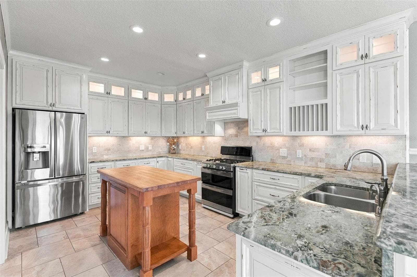 lg butcher block island - 2101 N OCEAN SHORE BLVD, FLAGLER BEACH