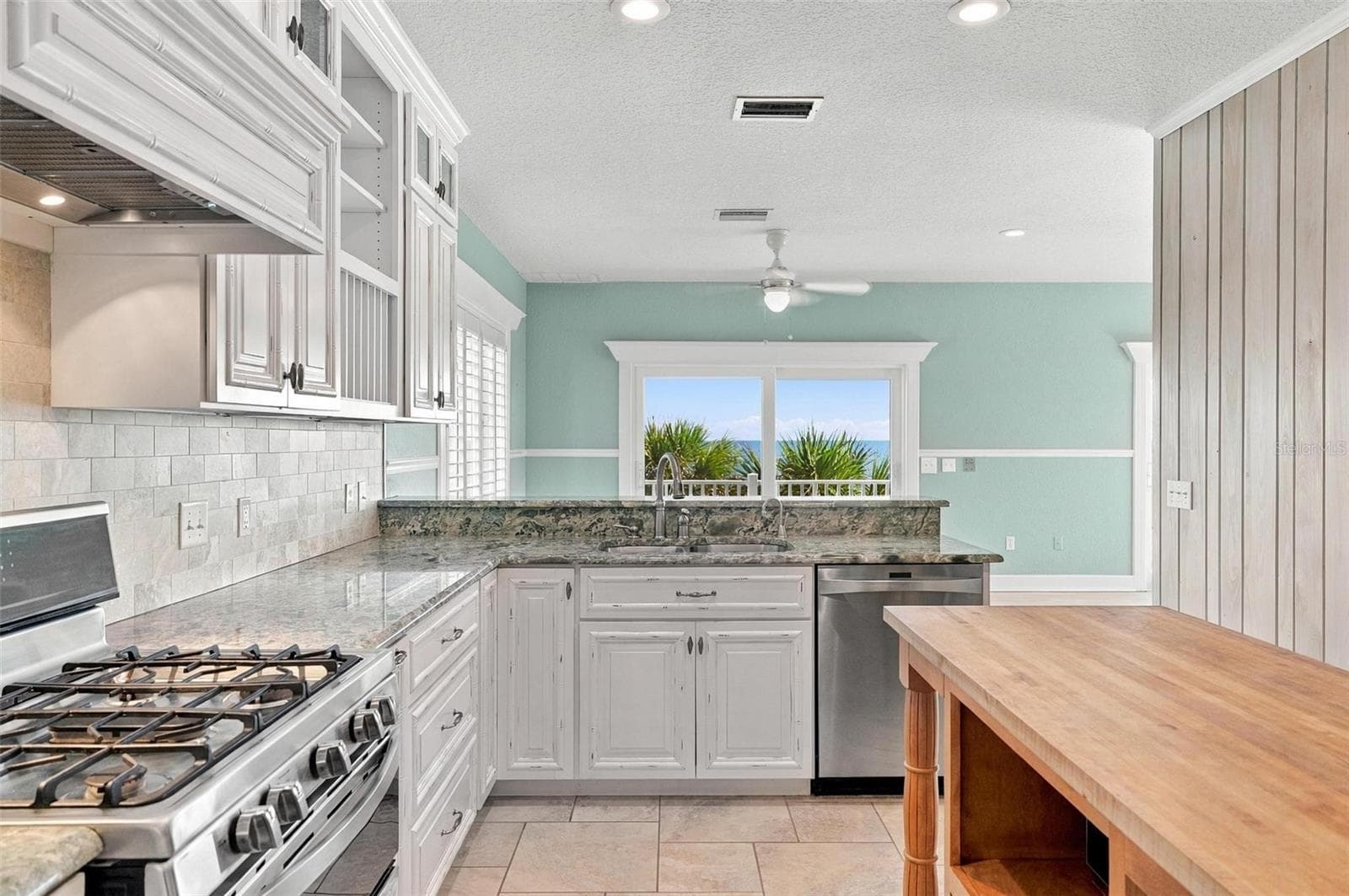 ocean view from the sink - 2101 N OCEAN SHORE BLVD, FLAGLER BEACH