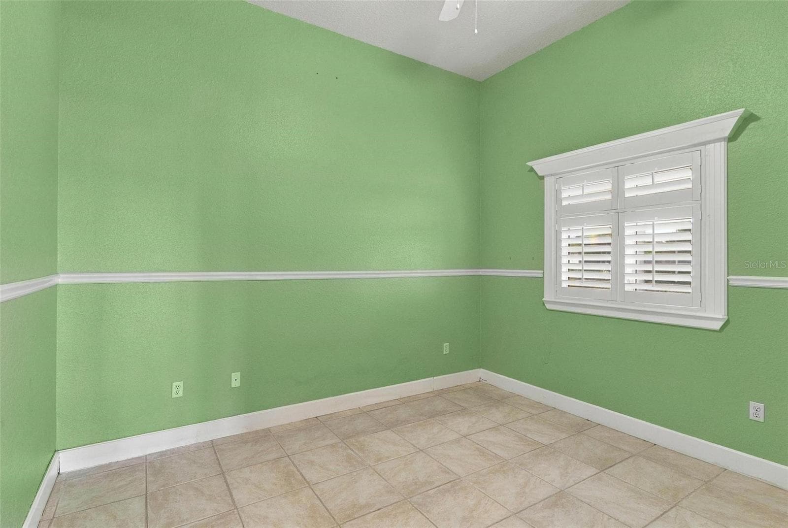 bonus room 3 no closet - 2101 N OCEAN SHORE BLVD, FLAGLER BEACH
