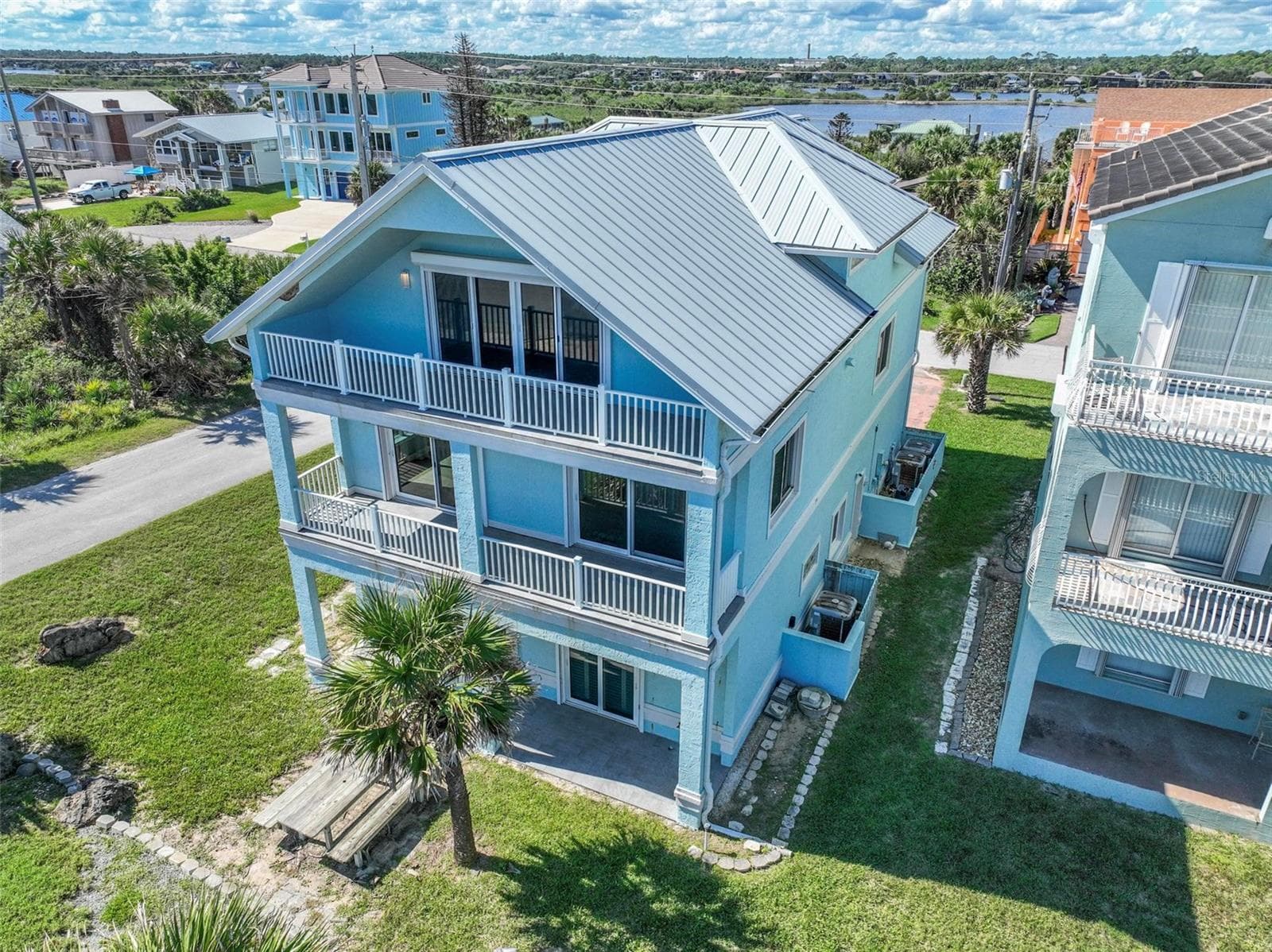 3 covered viewing areas - 2101 N OCEAN SHORE BLVD, FLAGLER BEACH